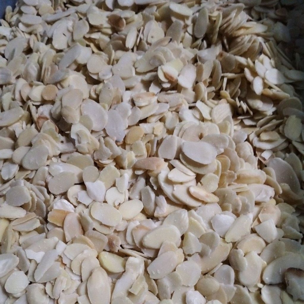 

Kacang Almond Slice Grosir