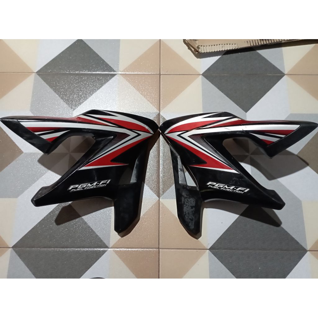 Cover Body / Shroud Samping Honda CB 150 R Street Fire CB 150R Old Original Second