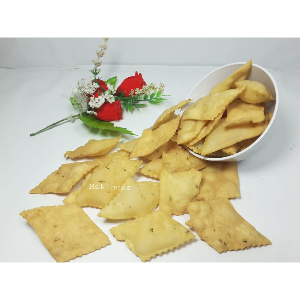 

KRIPIK BAWANG RENYAH KILOAN MAK NCUS 250gr