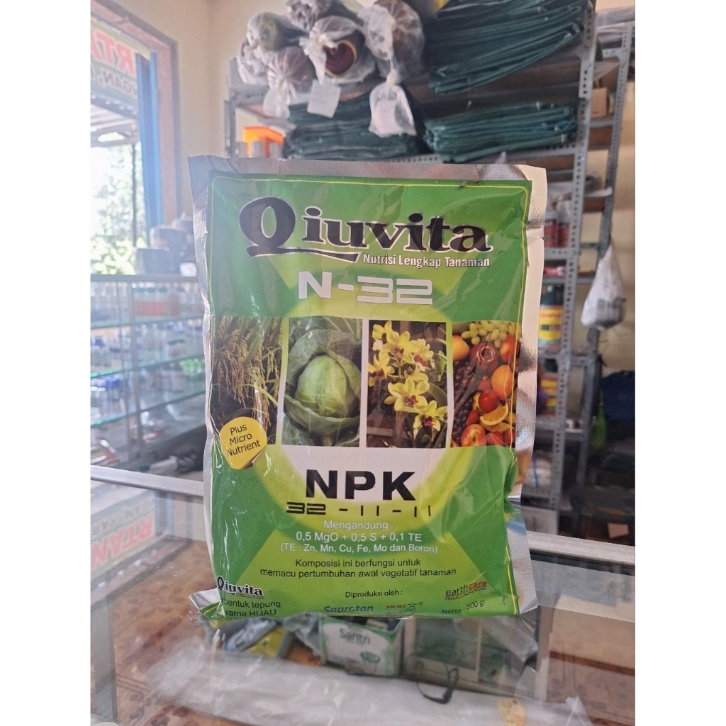 Qiuvita Hijau N 500 gr pupuk NPK 32-11-11