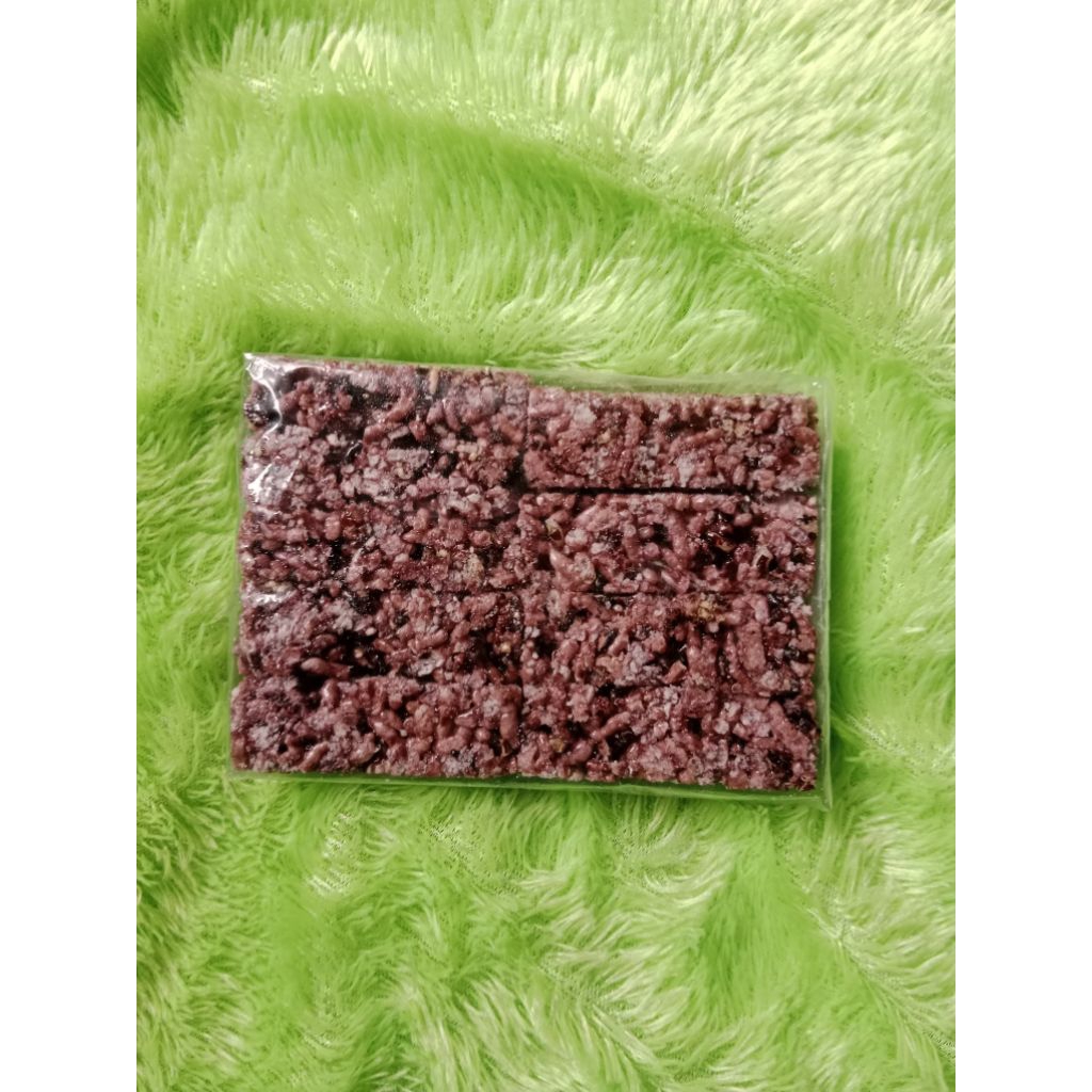 

JIFANG KETAN HITAM KUE TRADISIONAL BUGIS