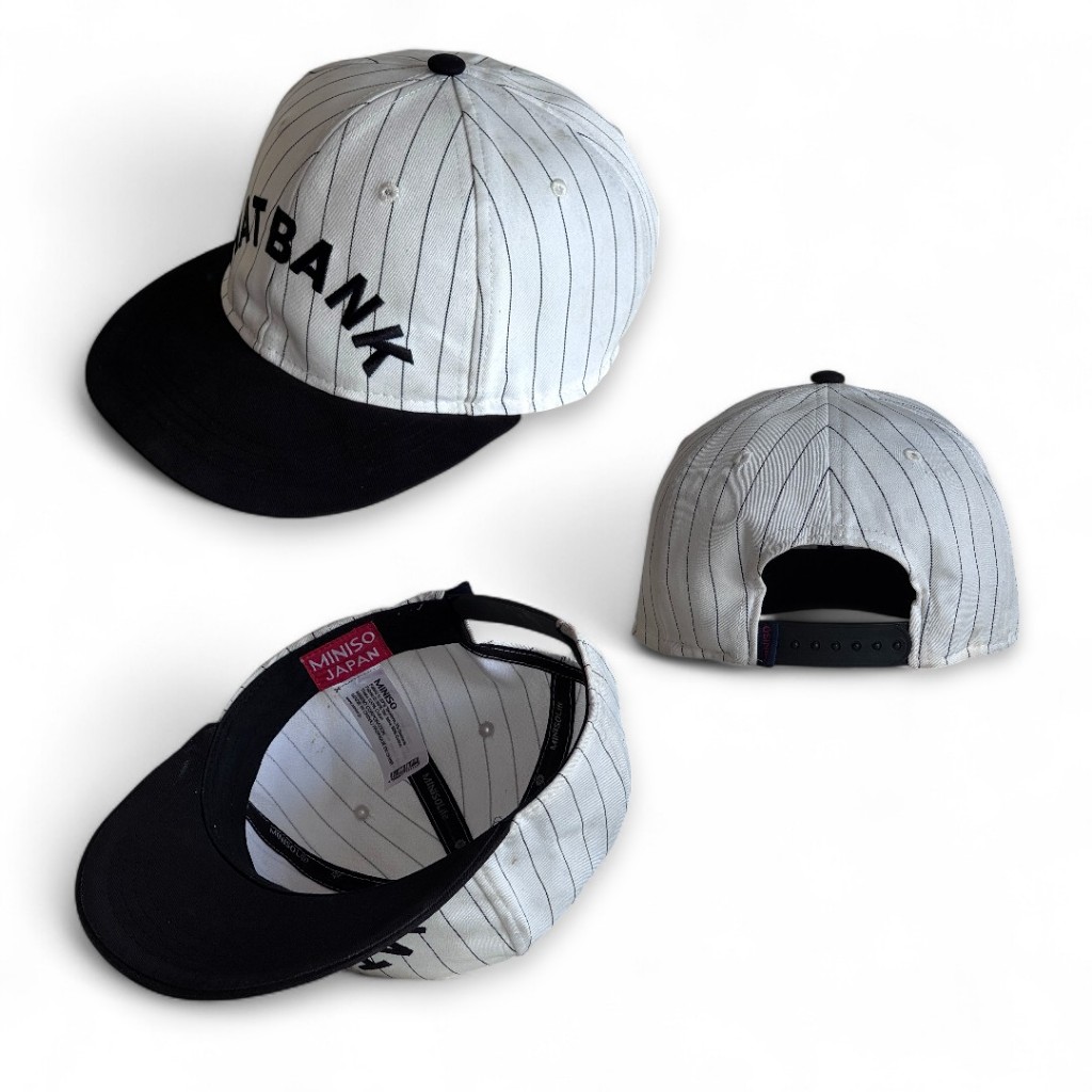 TOPI MINISO JAPAN SNAPBACK HATBANK ONE SIZE HITAM PUTIHM