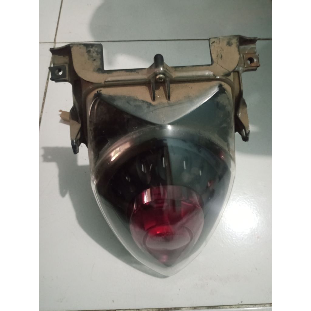 lampu blakang fino 125