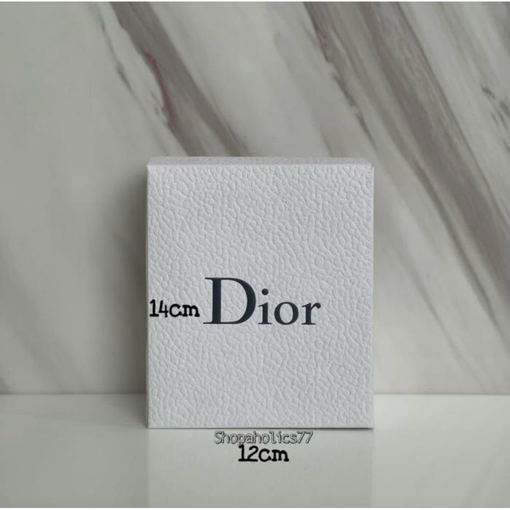 

Dior box kardus kemasan accessories