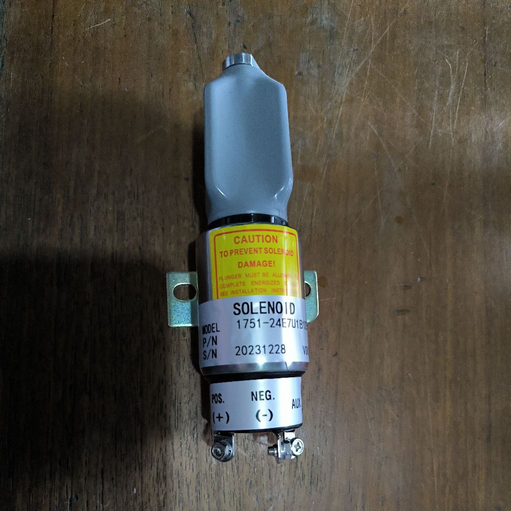 SELENOID ENGINE STOP PC75 PC75UU-2 PC75UU-2E SOLENOID ENGINE STOP PC75 PC75UU-2 PC75UU-2E 600-815-75