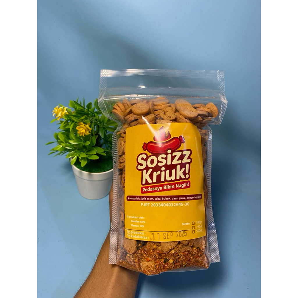 

Sosizz Kriuk - Sosis goreng asli pedas daun jeruk 250gr