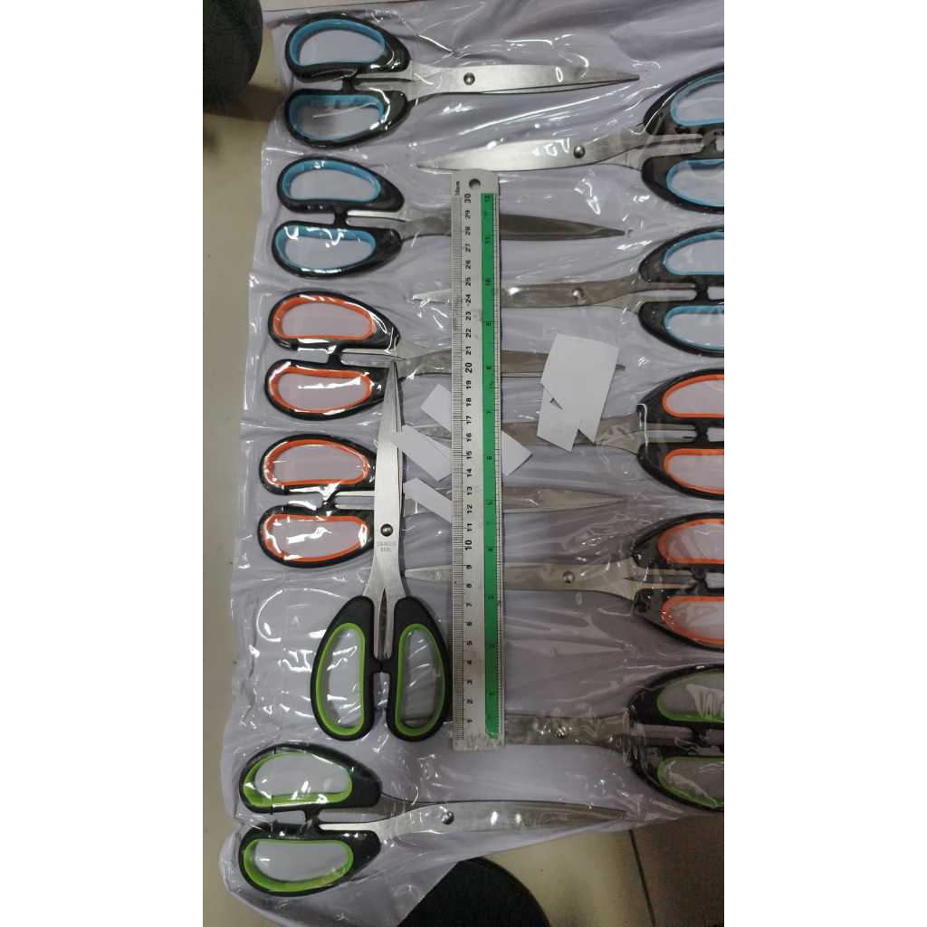 

gunting linko ukuran 21 cm ( besar) kode sc 085 satuan ( model renceng) bahan stainless