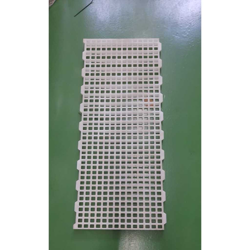 Slat plastik ayam Slat plastik kolam alas kolam ikan papan filter kolam tatakan bottom tray