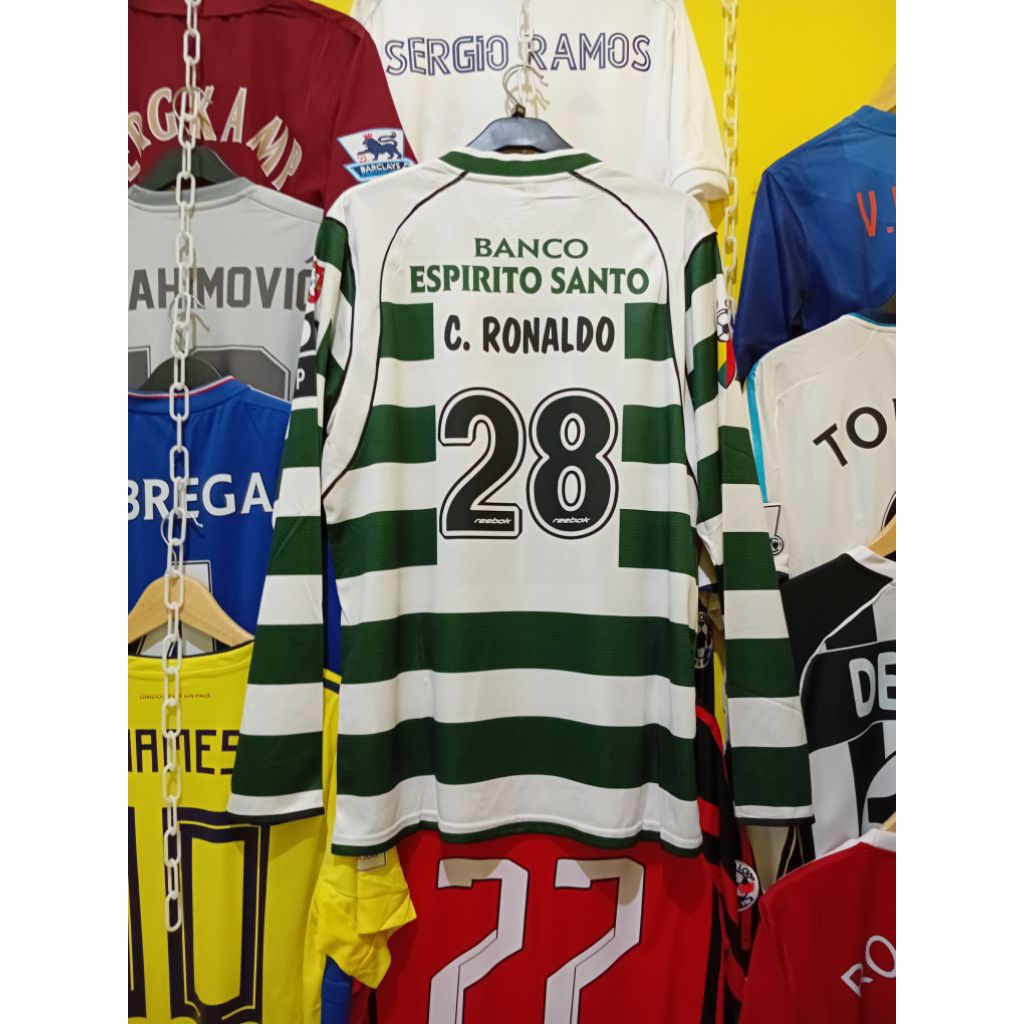 JERSEY BOLA RETRO LS GO SPORTING LISBON 2003 2004 HOME RONALDO 28