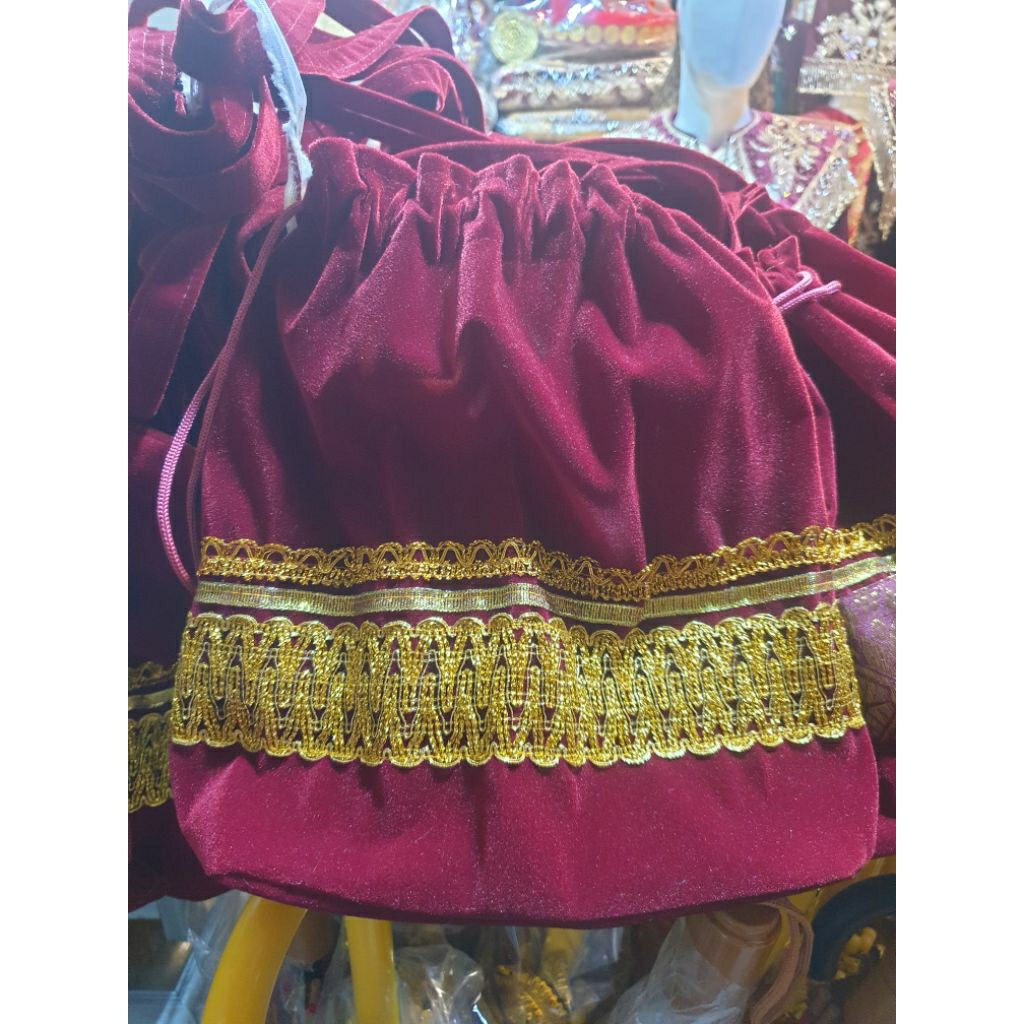 TAS UNCANG Bludru, BUNDO KANDUANG