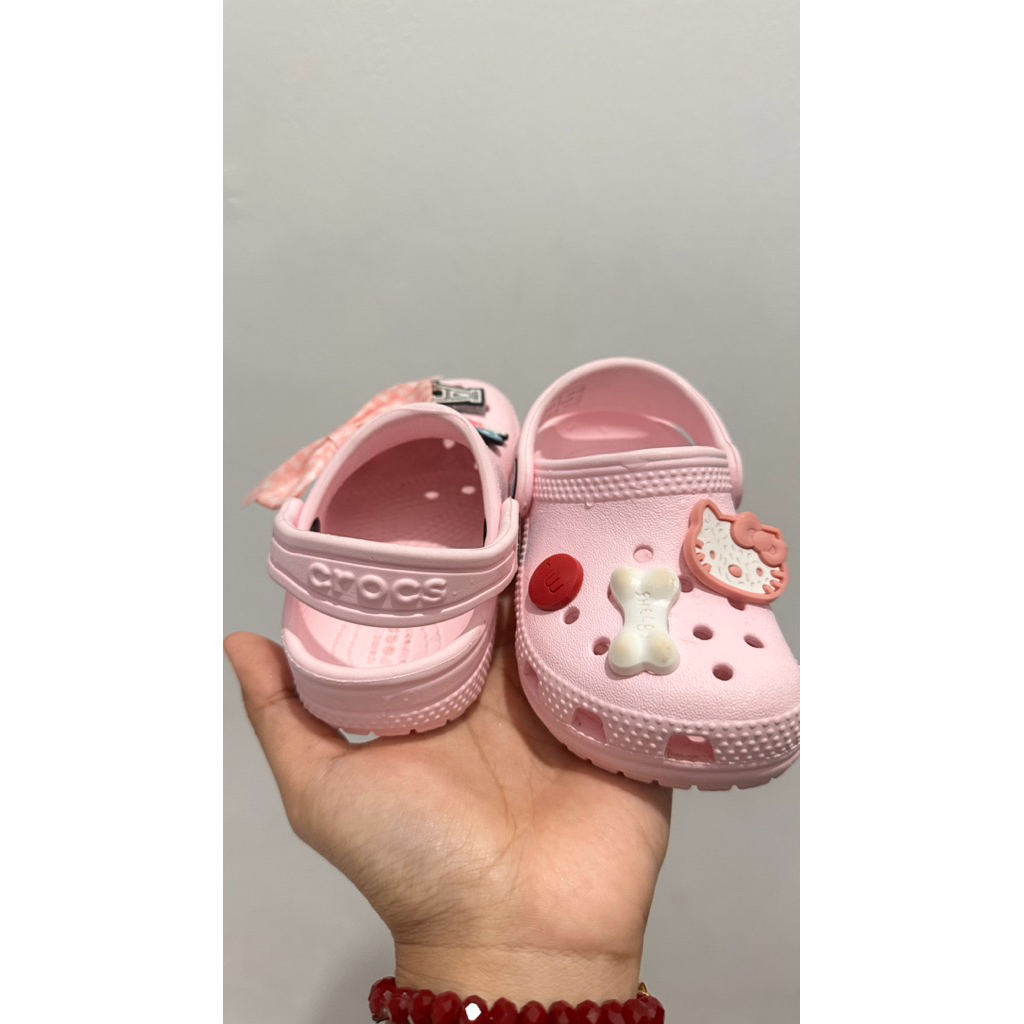 Preloved Crocs baby C6 original pink milk