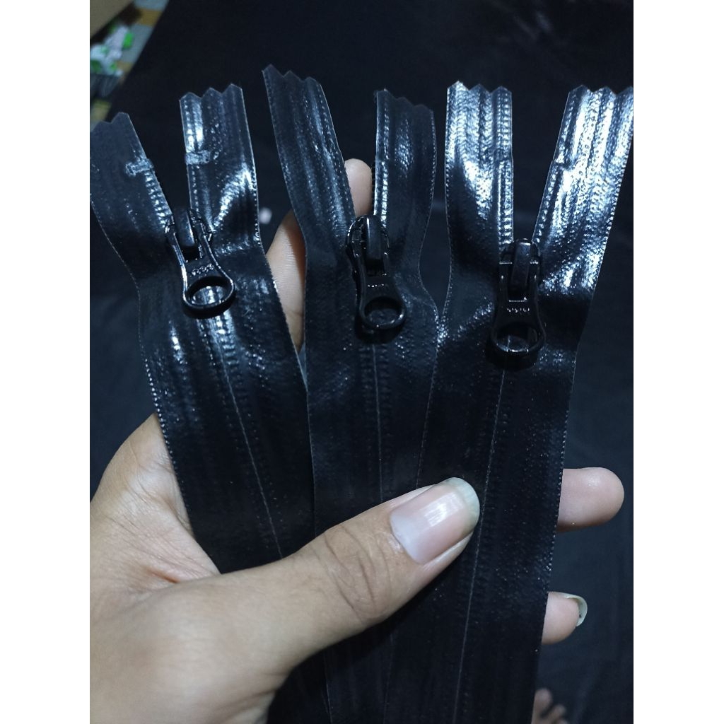RESLETING WATERPROOF YKK  OVAL WARNA HITAM UKURAN 22 CM #5