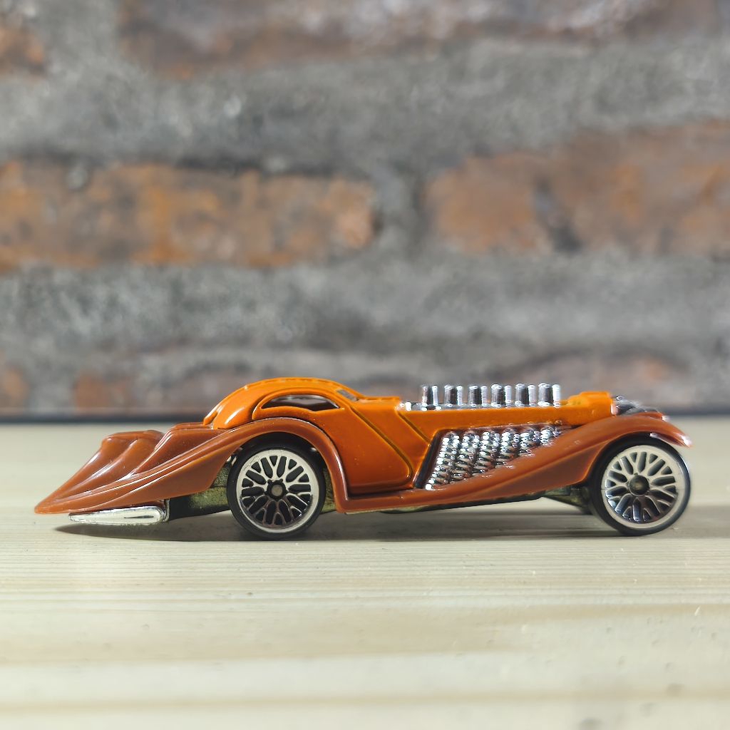 Hot Wheels Crooze Ozznberg - Loose Mulus