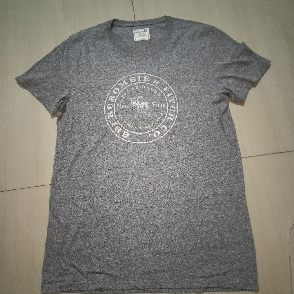 Abercrombie&Fitch Grey Tshirt [preloved]