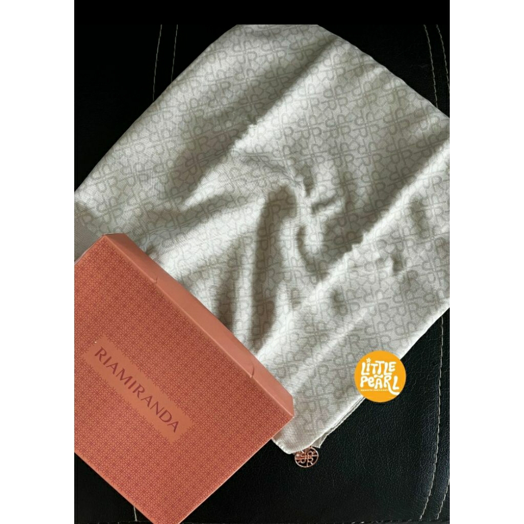 Ziyana scarf NEW original by RiaMiranda | OATMEAL