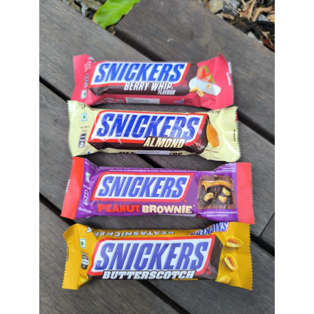 

Snickers Bar 40 gr (Berry Whip, Butterscotch, Almond, Peanut Brownie) handcarry Singapore