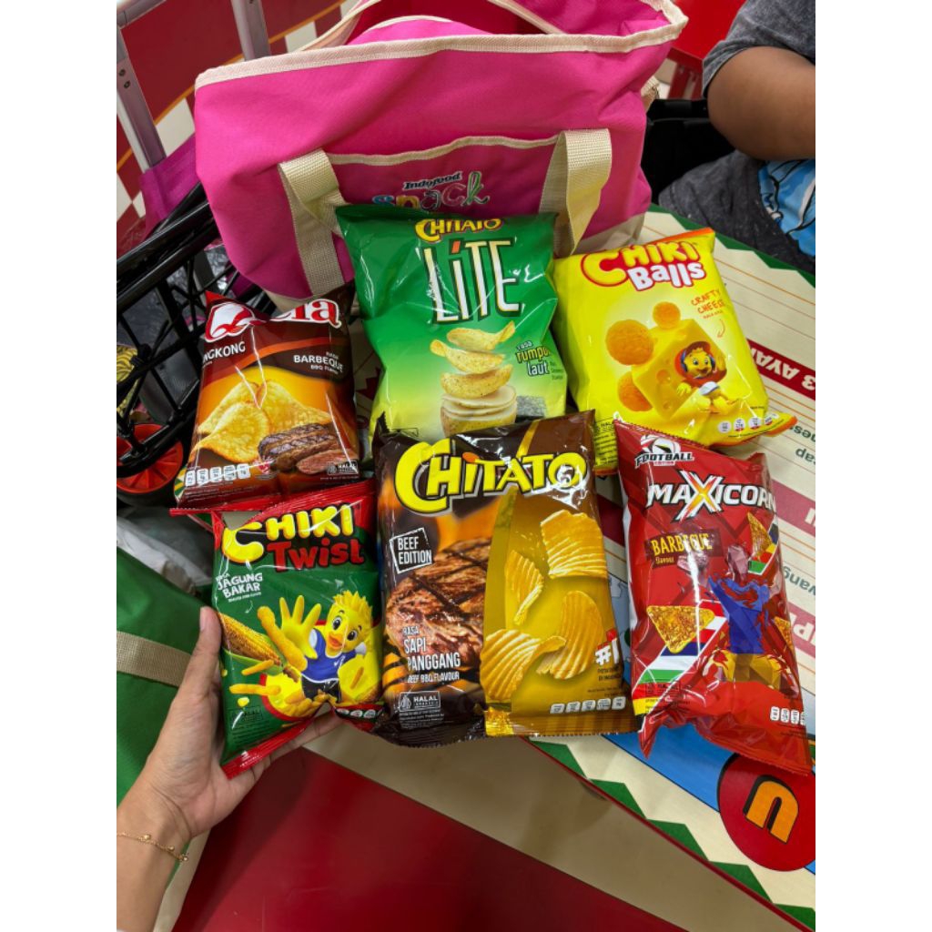 

paket chitatos free tas Snack prj