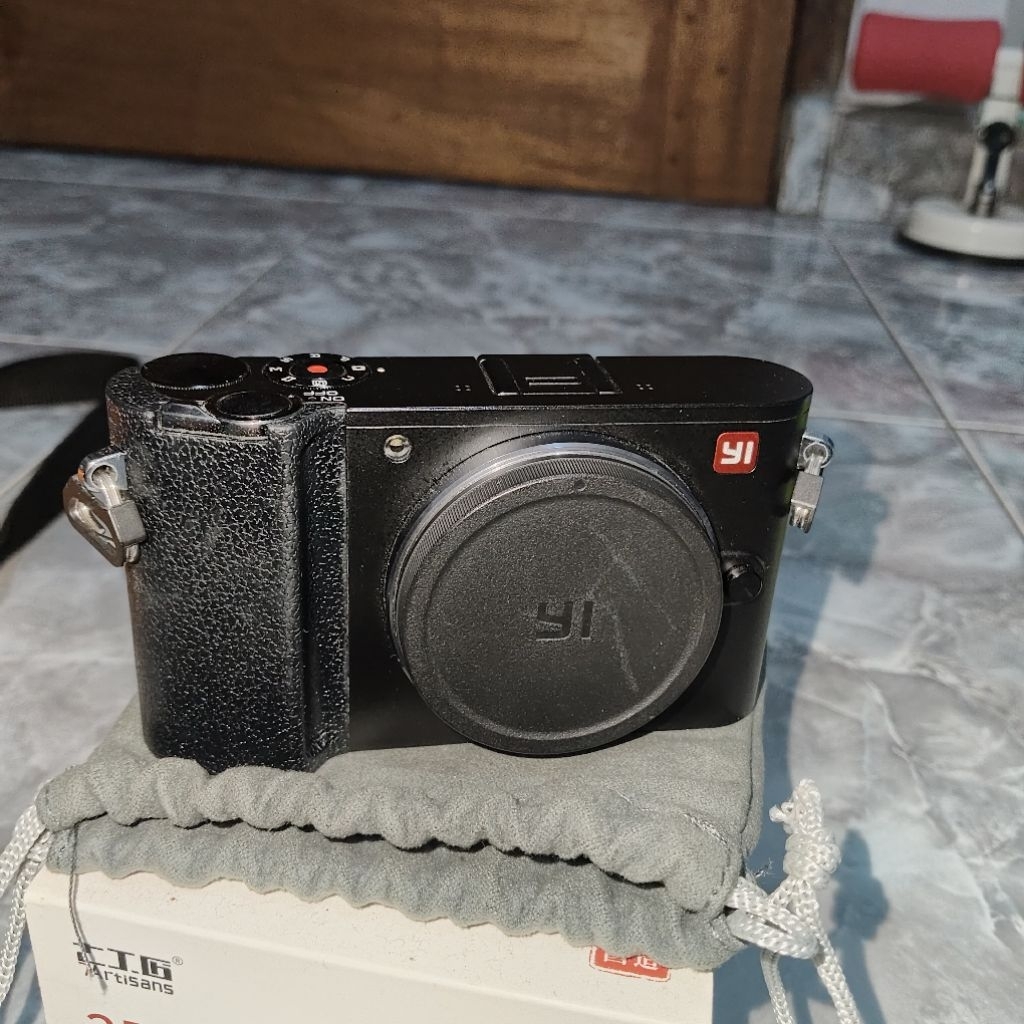 Kamera Xiaomi Xiaoyi M1 Mirrorless Second KIT + FIX + FULLSET