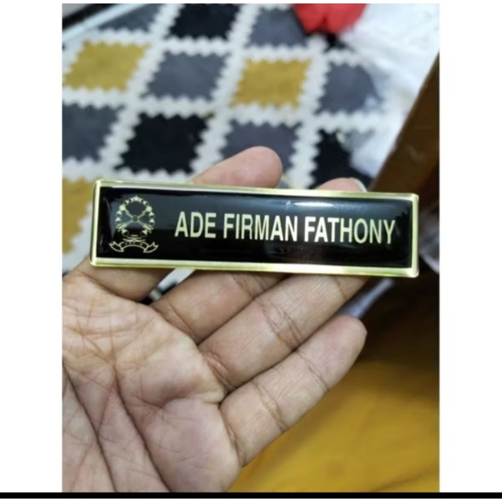 

PAPAN NAMA HAKIM NAMETAG HAKIM MAGNET PENITI PAKU