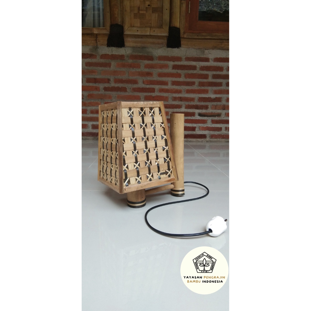 Lampu meja / lampu tidur bambu aesthetic