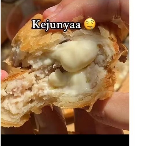 

PO DIMSUM GORENG KEJU LUMER FREE CHILI OIL