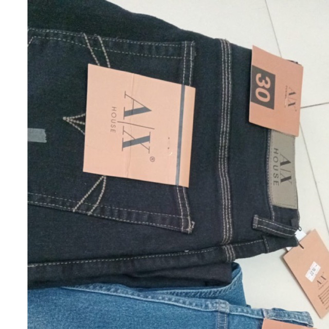 Celana AX jeans Celana warna hitam size 30 Panjang Jeans Ax House hitam