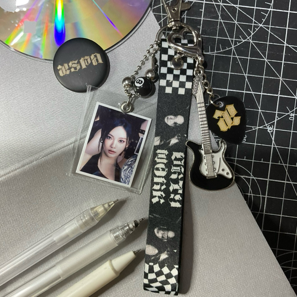 AESPA KEYCHAIN LANYARD