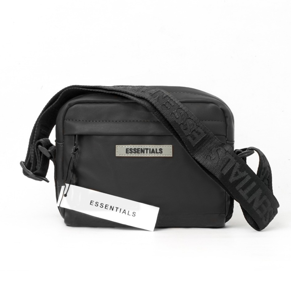 Tas Selempang Essentials