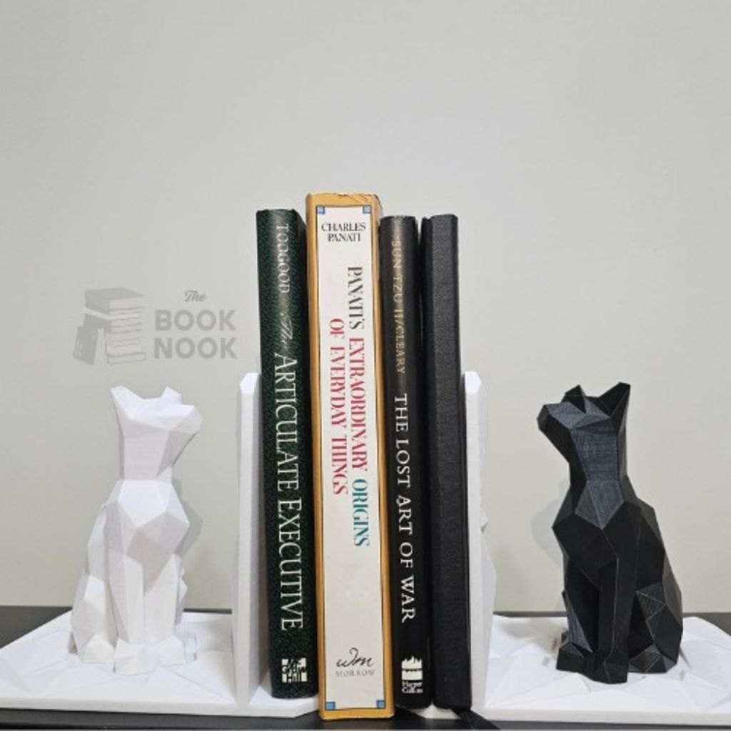 

Cat Geometric Bookend - Penyangga Buku Unik & Elegan