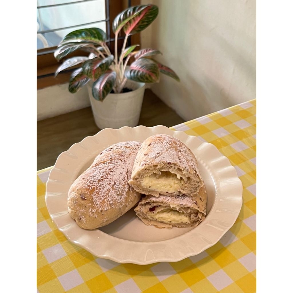 

cranberry cheese bread