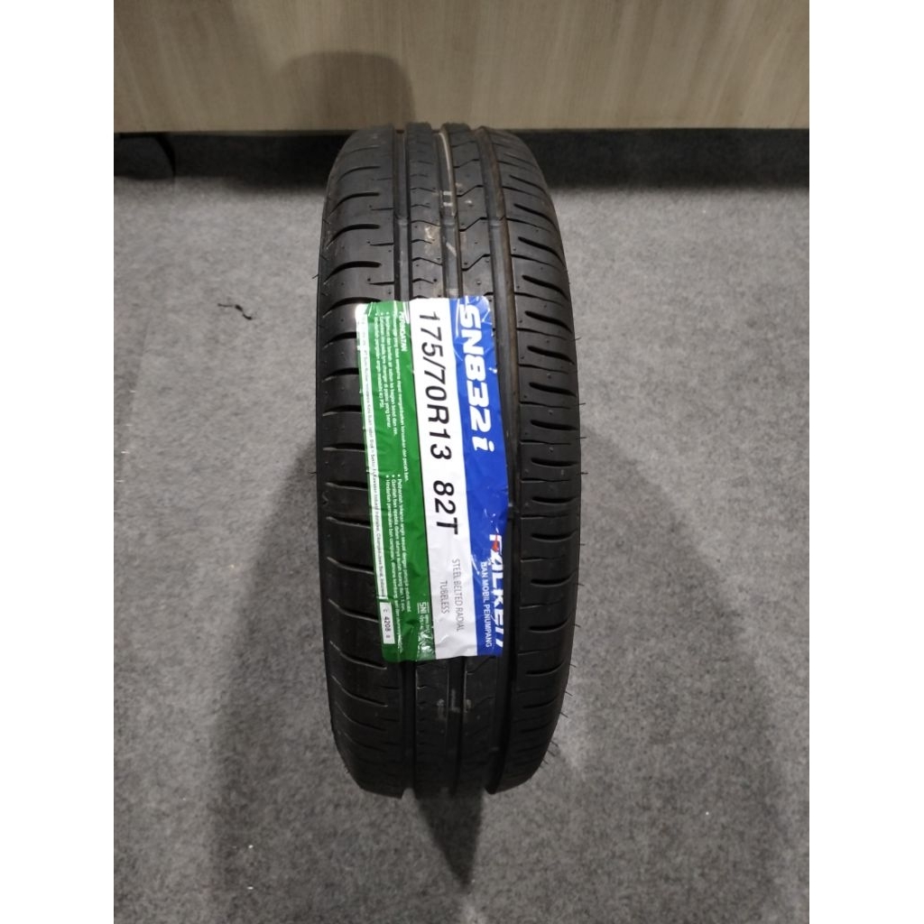 Ban Mobil 175/70 R13 82T FALKEN