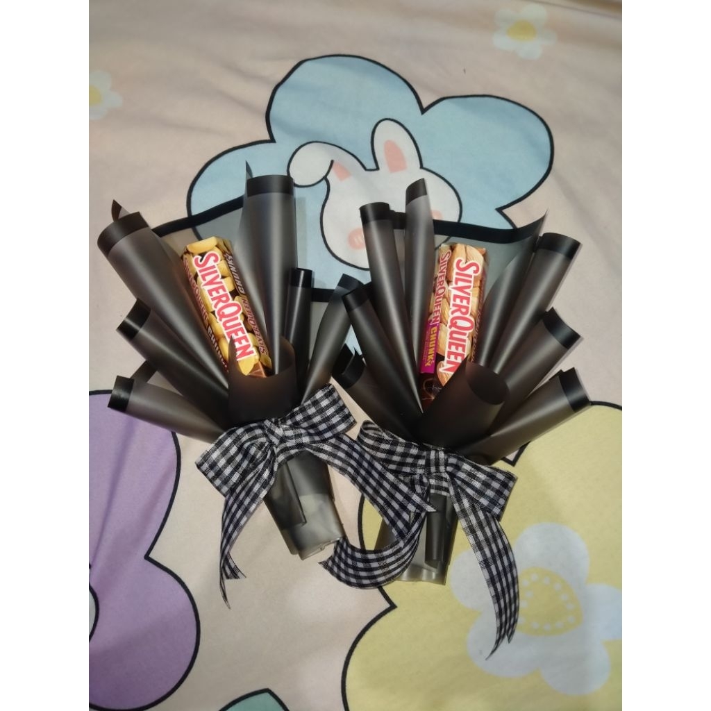 

Buket Mini Wisuda Silverqueen for Gradution or Gift Birthday