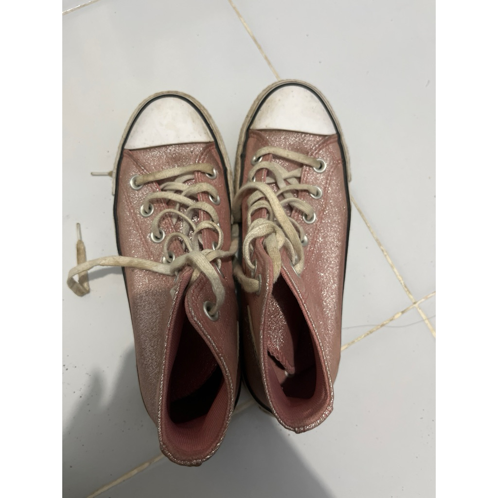 PRELOVED SEPATU CONVERS ASLII