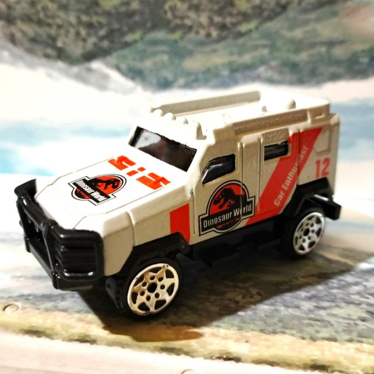MAINAN ANAK MINIATUR DAICAST MINI JEEP / MINIATUR jeep jadul