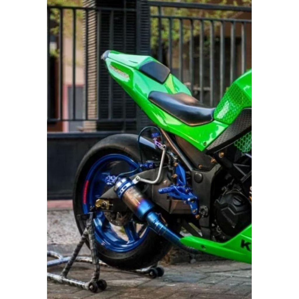 body belakang model ZX 636 PNP BUAT NINJA 250FI OLD