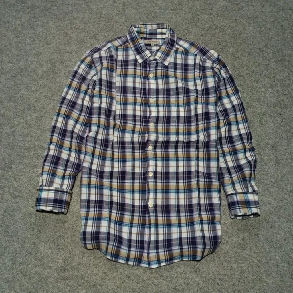 kemeja pria lengan panjang UNIQLO size L second
