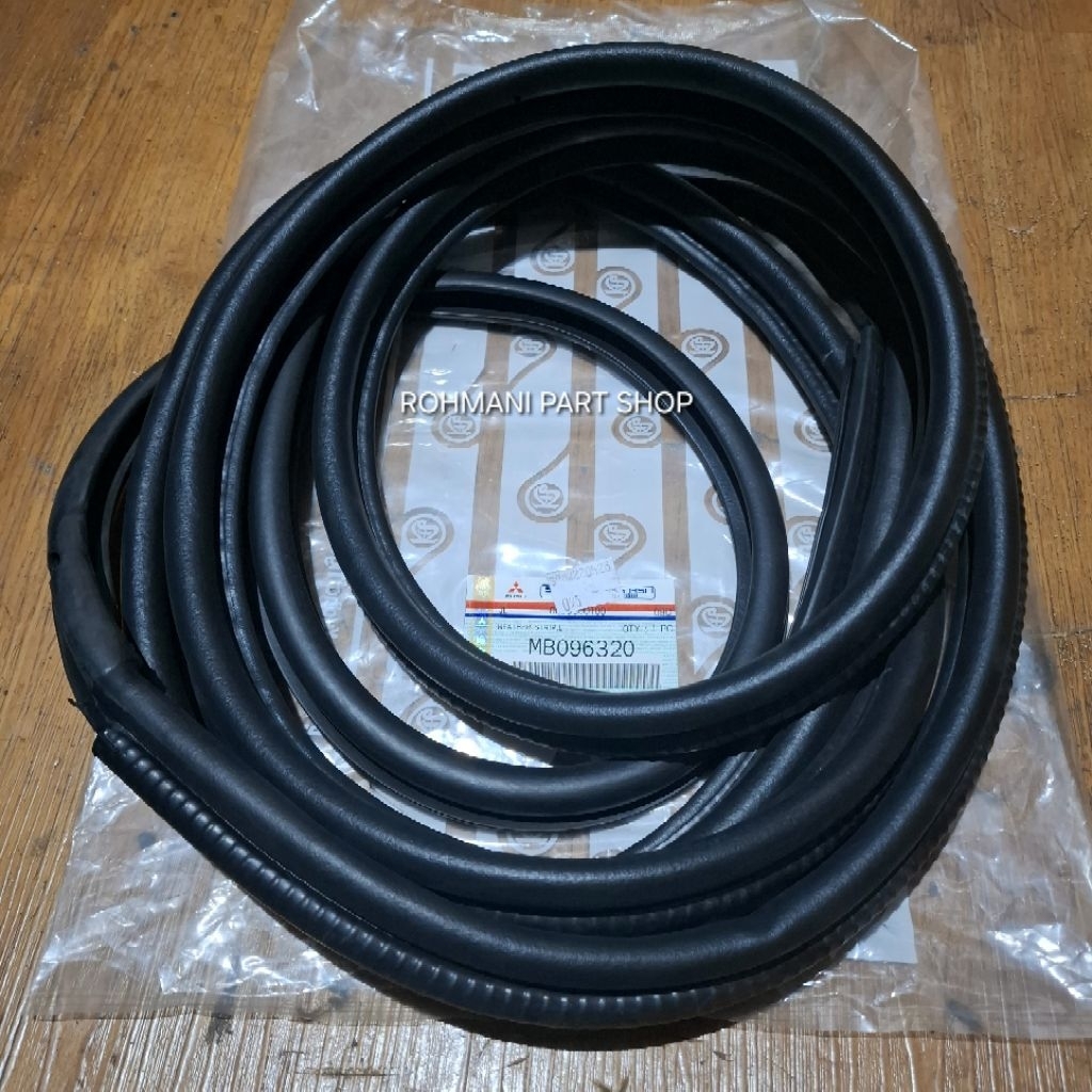 KARET PINTU COLT DIESEL PS100/120 UMPLUNG ORIGINAL KTB