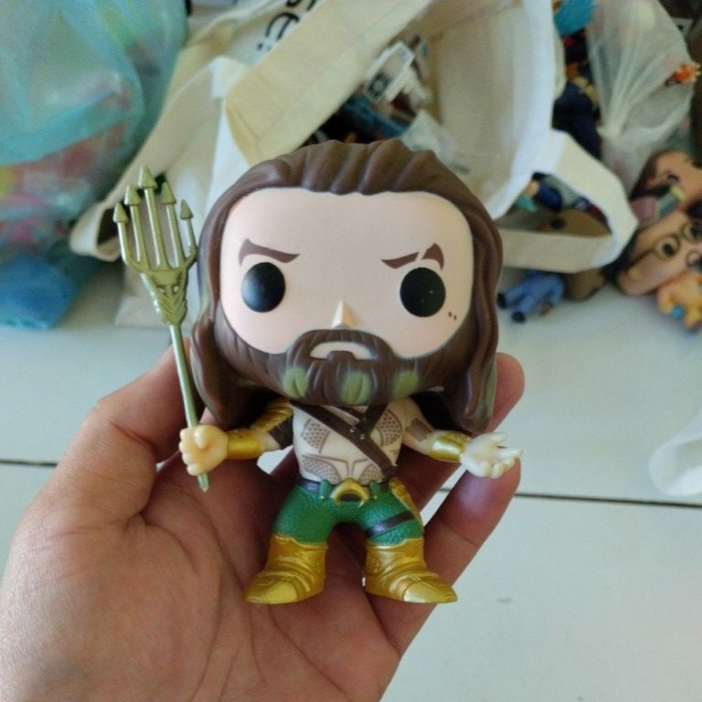 funko figure aquaman by dc