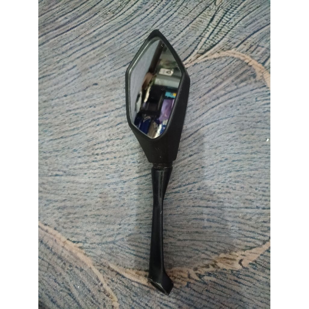 SPION ORIGINAL HONDA CBR150R FACECLIP BAGIAN KIRI TH 2016-2018