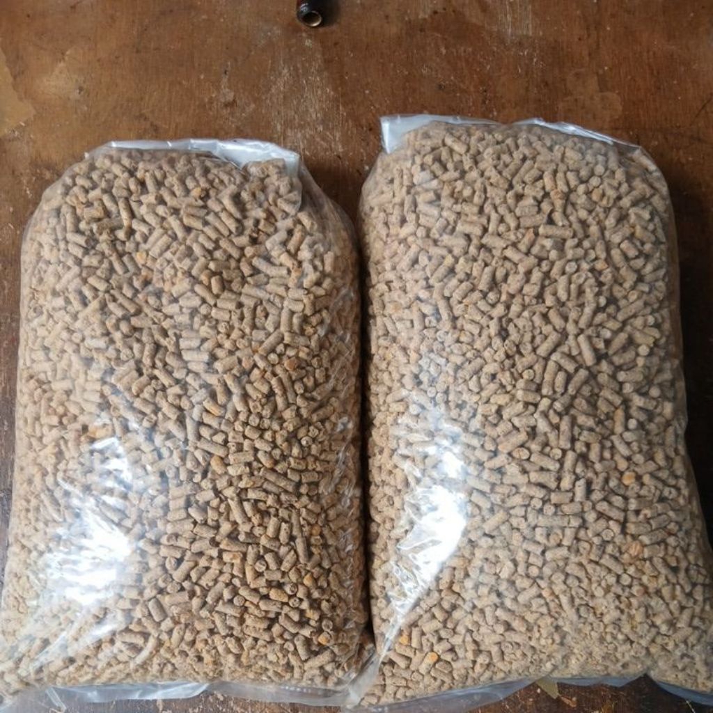 VOER BABI 551. Pur pakan ternak CP 551. 1kg