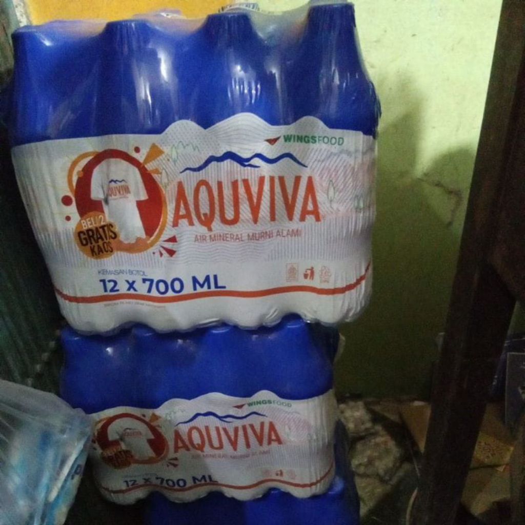 

minuman AQUAVIVA 12×700