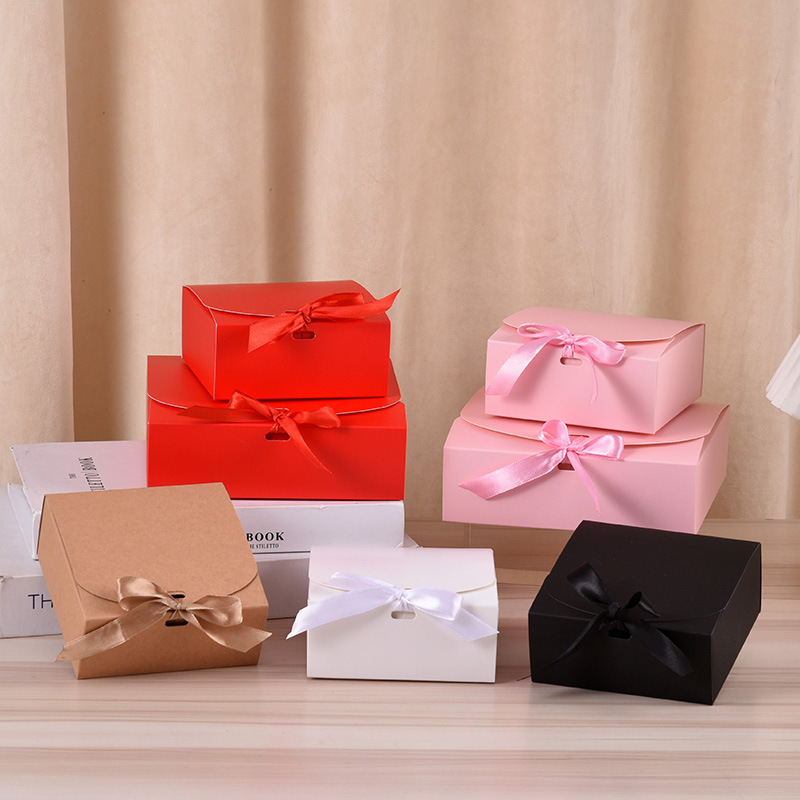 

Kotak Kertas | Kotak Bingkisan | Kotak Hampers | Kotak Hadiah