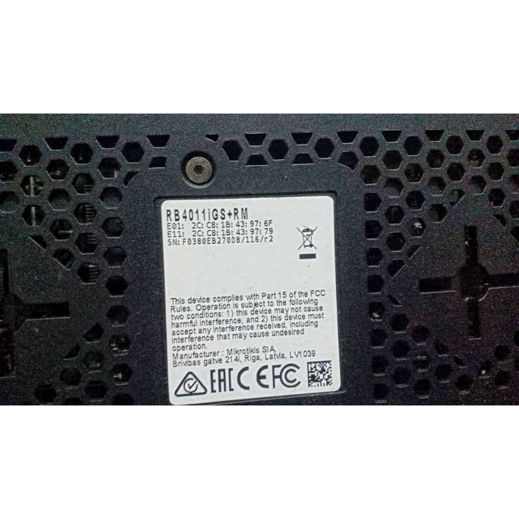MikroTik RB4011iGS+RM Bekas Like New | Tanpa Box & Kupingan
