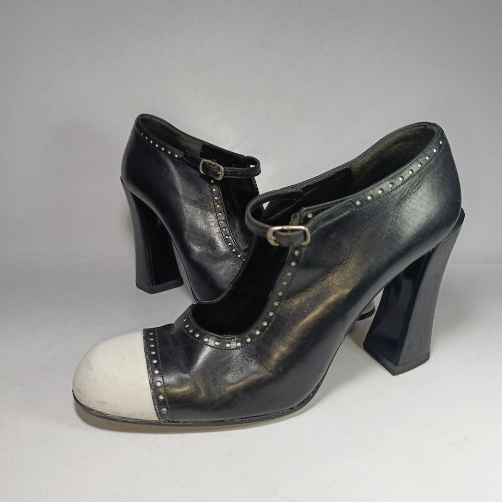 Karl Lagerfeld leather heels 37 size woman shoes