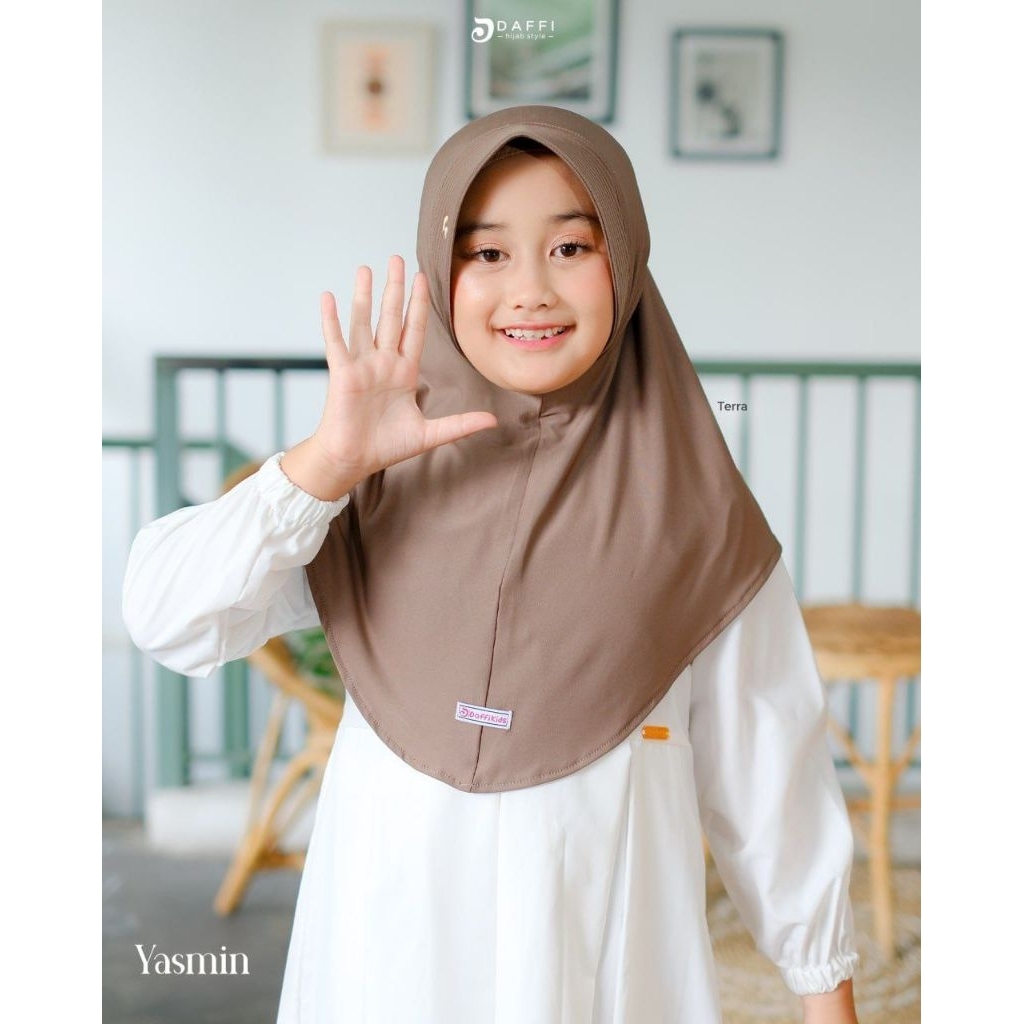Hijab Anak Polos Yasmin Kids by Daffi Hijab