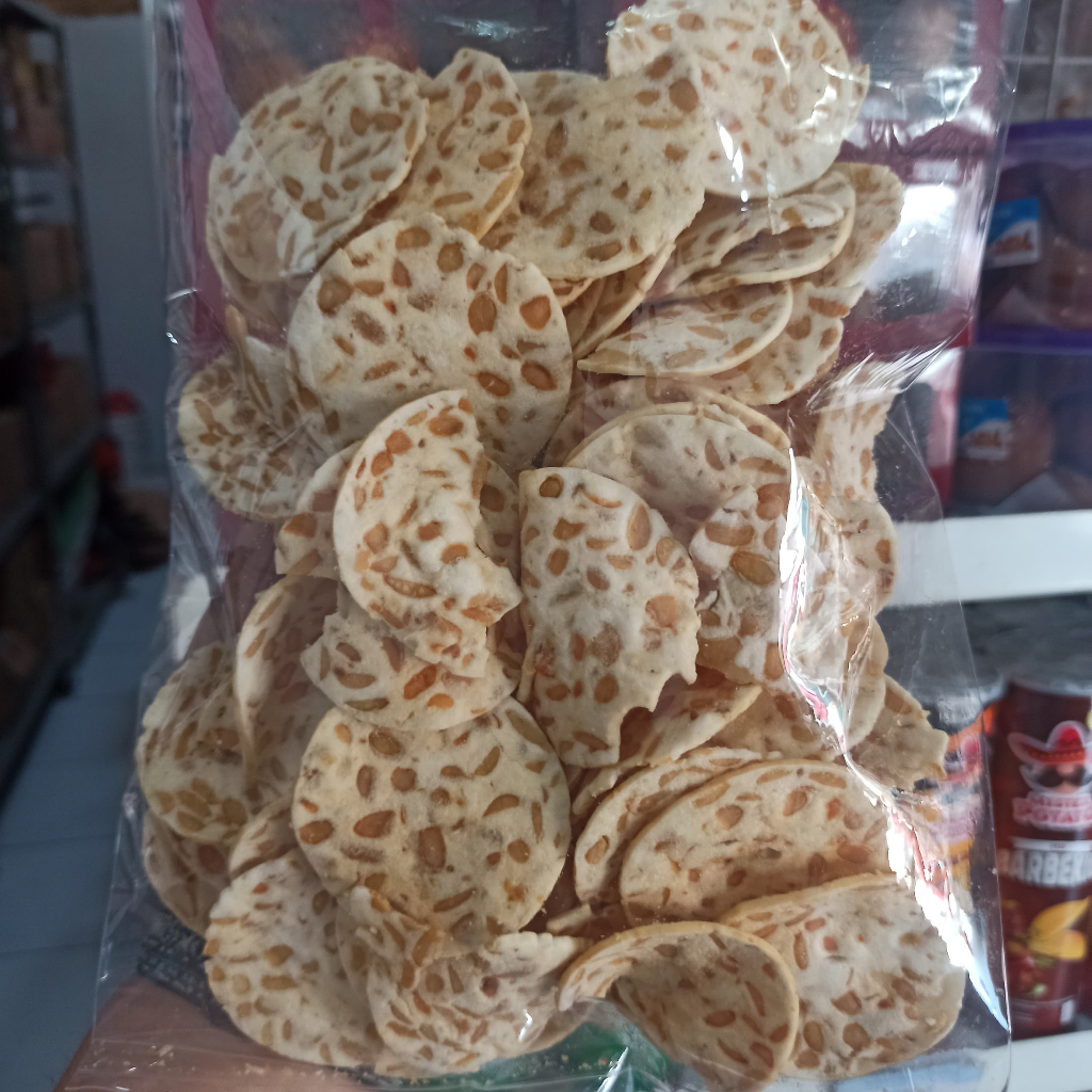 

Keripik Tempe Tempeh / Tempe Crispy / Keripik Tempe Mungil / Keripik Tengil