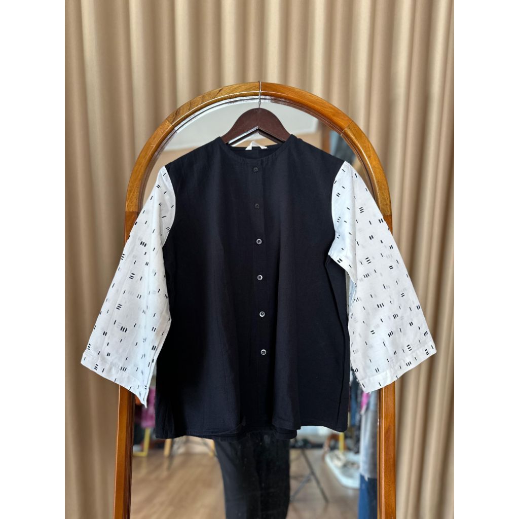 YASMINE BLOUSE LINEN MIX KATUN MOTIF BATIK