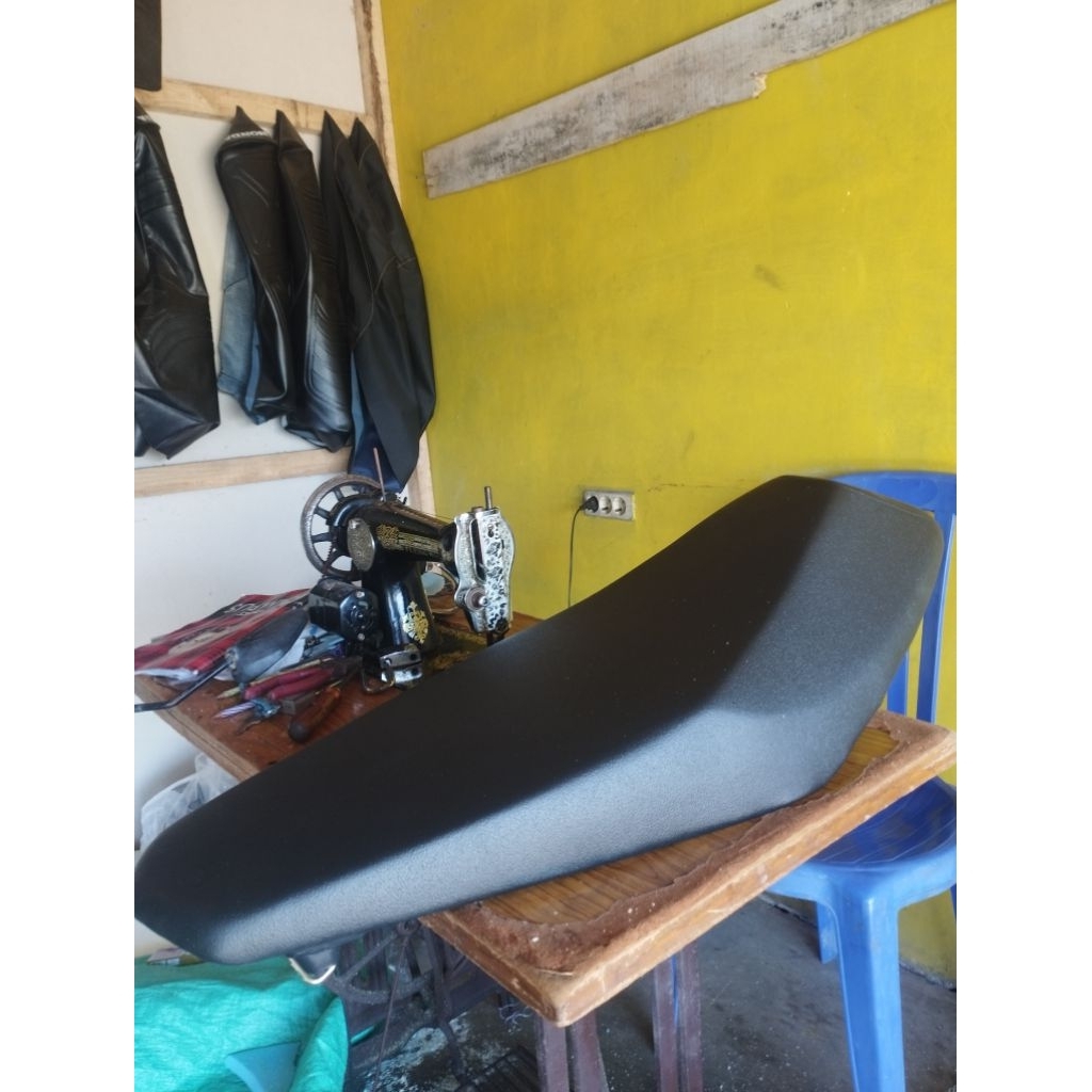 Jok motor jupiter burhan road race- Jok jupiter z burhan road race amplas