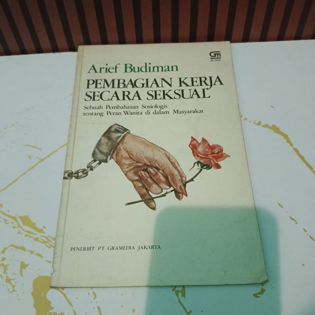 (Original, Langka) Pembagian Kerja Secara Seksual - Arief Budiman