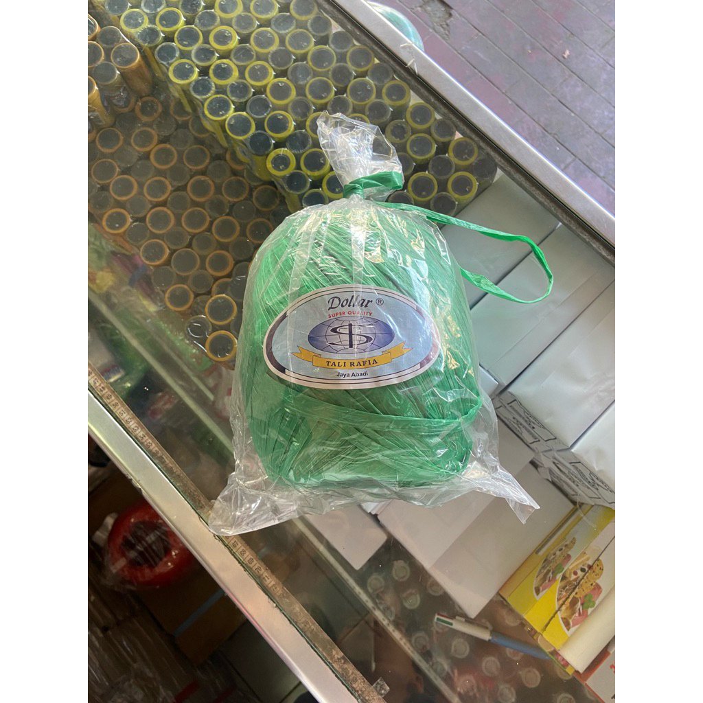 

Tali Rafia Plastik Cap Dollar [1 Kg]